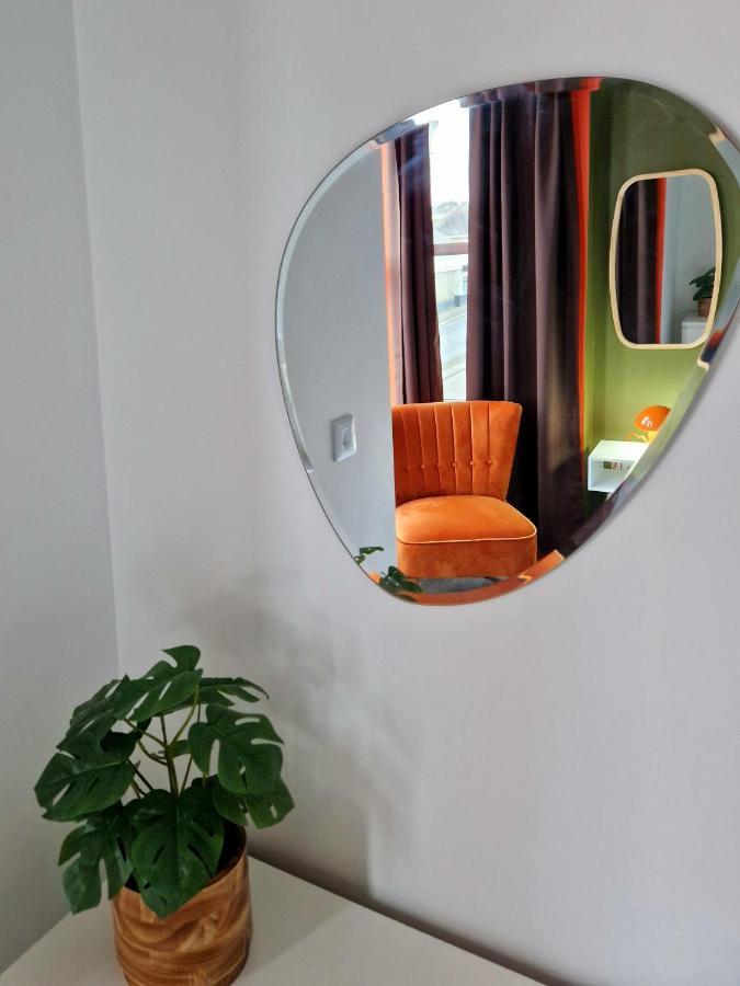 Apartment Two - Private Car Park, Comfortable And Well Equipped - By Ocean City Retreats Plymouth Exterior photo