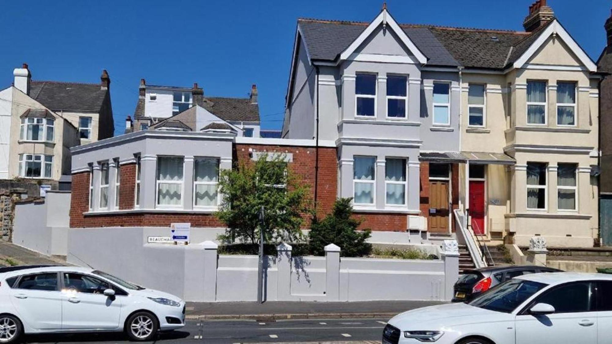 Apartment Two - Private Car Park, Comfortable And Well Equipped - By Ocean City Retreats Plymouth Exterior photo